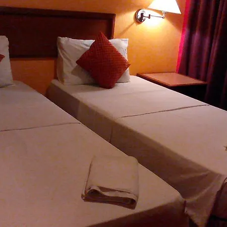Richone Maluri Private Hotel Kuala Lumpur Exterior photo