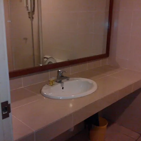Richone Maluri Private Hotel Kuala Lumpur Exterior photo